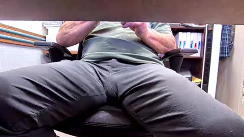 Snapshot of countryboy_10 chatting on 10-08-25, 11:41 CountryBoy 10 online show from 10-08-25, 11:41