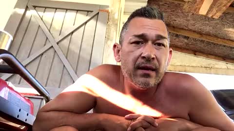 countryjoe2002 online show from 11-08-25, 09:24