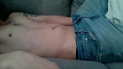 Snapshot of countyman1989 chatting on 02-04-26, 03:29 Kylenaughtybi89 online show from 02-04-26, 03:29