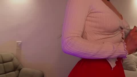 Snapshot of couple_of_your_dreams_ chatting on 05-16-26, 12:40 Kay online show from 05-16-26, 12:40