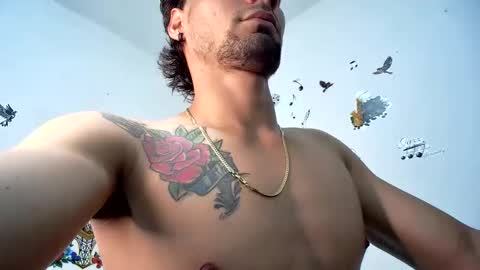 Snapshot of coupleeswetthott chatting on 01-15-26, 03:44 coupleeswetthott online show from 01-15-26, 03:44