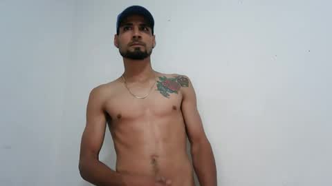 Snapshot of coupleeswetthott chatting on 06-02-26, 04:42 coupleeswetthott online show from 06-02-26, 04:42