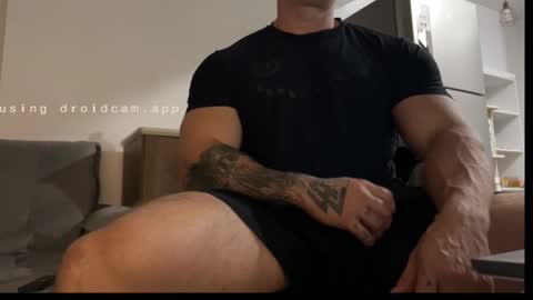 Snapshot of couplemuscle40 chatting on 10-22-25, 11:26 couplemuscle40 online show from 10-22-25, 11:26