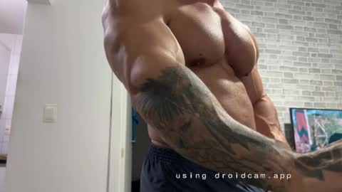 couplemuscle40 online show from 05-30-26, 11:35
