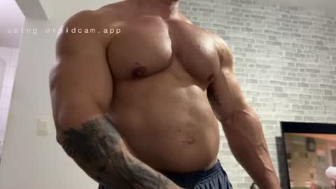 couplemuscle40 online show from 07-07-26, 02:25