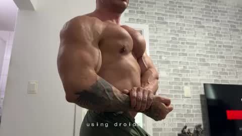 couplemuscle40 online show from 07-29-26, 05:33