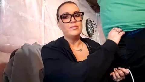 Snapshot of coupleoffantastics chatting on 01-13-26, 07:02 coupleoffantastics online show from 01-13-26, 07:02