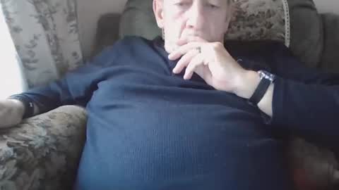 Snapshot of courieral1 chatting on 11-06-25, 09:10 courieral1 online show from 11-06-25, 09:10