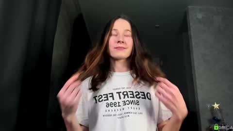 Snapshot of courtney_luv chatting on 01-06-26, 02:10 Im Courtney Nice to meet youFollow meInstagram courtneyluv778 online show from 01-06-26, 02:10