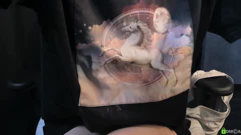 Snapshot of courtney_luv chatting on 02-22-26, 01:31 Im Courtney Nice to meet youFollow meInstagram courtneyluv778 online show from 02-22-26, 01:31