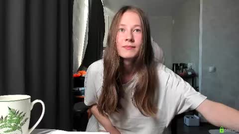 Im Courtney Nice to meet youFollow meInstagram courtneyluv778 online show from 06-17-26, 01:23
