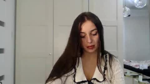 Courtney online show from 10-17-25, 02:19
