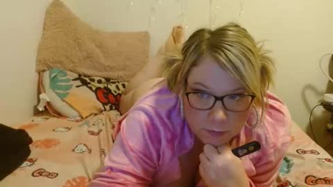 courtnylyn online show from 02-01-25, 01:44