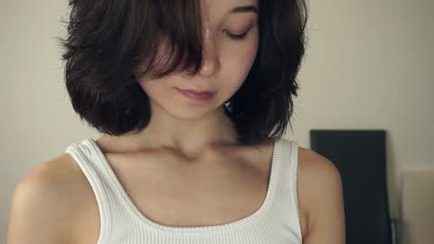 Yui online show from 01-29-25, 10:27