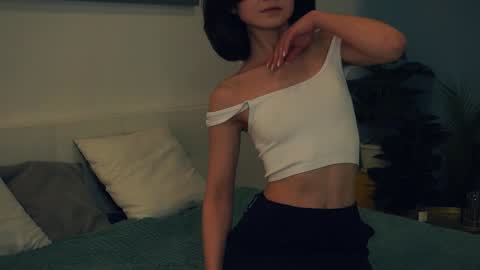 Yui online show from 02-01-25, 10:37