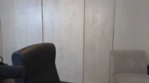 Snapshot of cowboylean chatting on 10-16-25, 03:07 cbl online show from 10-16-25, 03:07