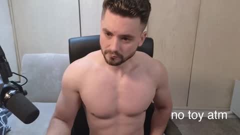 Snapshot of cowboylean chatting on 12-02-25, 09:32 cbl online show from 12-02-25, 09:32