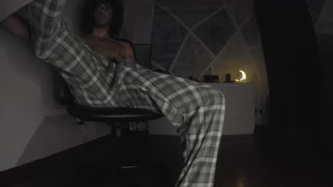 Snapshot of cowudder20 chatting on 03-23-26, 10:25 cowudder20 online show from 03-23-26, 10:25