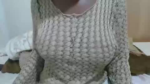 Snapshot of cozyher chatting on 11-10-25, 04:44 Cossy online show from 11-10-25, 04:44