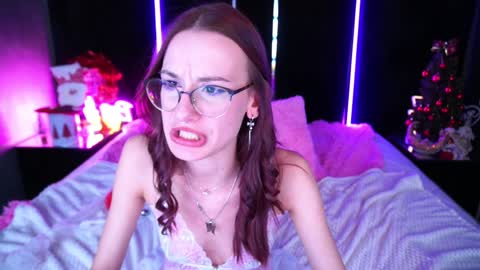 cozymell online show from 01-01-25, 03:23