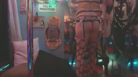 Snapshot of cpl4morethan1 chatting on 10-12-25, 10:47 cpl4morethan1 online show from 10-12-25, 10:47