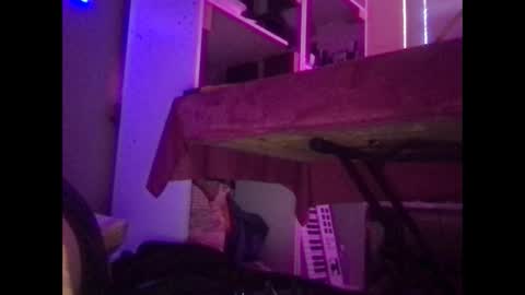 Snapshot of crash__gothic chatting on 02-14-25, 06:51 CrashGothic online show from 02-14-25, 06:51