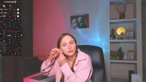 Snapshot of cravelucy chatting on 01-08-26, 03:14 lucy online show from 01-08-26, 03:14