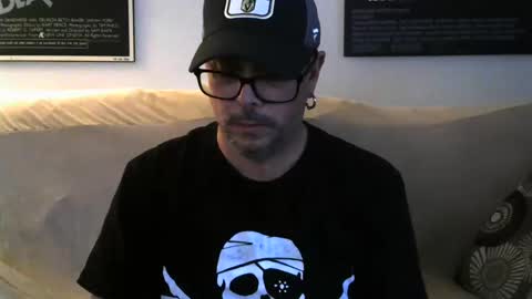 Snapshot of crazy4vegas chatting on 12-15-24, 09:20 crazy4vegas online show from 12-15-24, 09:20