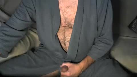 Snapshot of crazy4vegas chatting on 12-18-24, 08:31 crazy4vegas online show from 12-18-24, 08:31