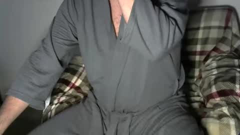 Snapshot of crazy4vegas chatting on 01-05-25, 11:59 crazy4vegas online show from 01-05-25, 11:59