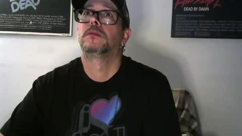 Snapshot of crazy4vegas chatting on 01-11-25, 03:55 crazy4vegas online show from 01-11-25, 03:55