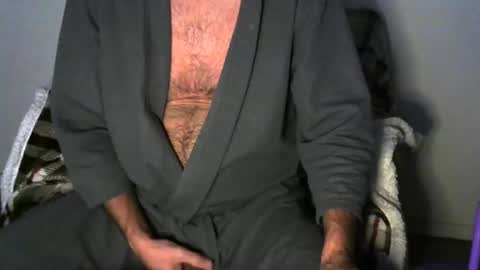 Snapshot of crazy4vegas chatting on 01-11-25, 09:47 crazy4vegas online show from 01-11-25, 09:47