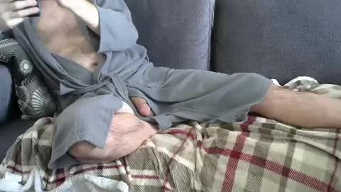 Snapshot of crazy4vegas chatting on 02-08-25, 02:16 crazy4vegas online show from 02-08-25, 02:16