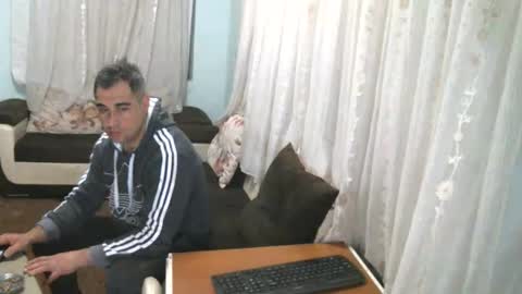 crazy____boy09 online show from 01-18-26, 03:38