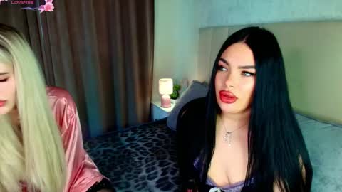 Eva online show from 04-17-26, 11:35