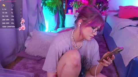 Sonya online show from 12-27-24, 04:15