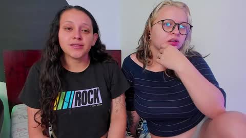 Snapshot of crazy_cakes_ chatting on 12-07-24, 03:30 Lexie  Rose  online show from 12-07-24, 03:30