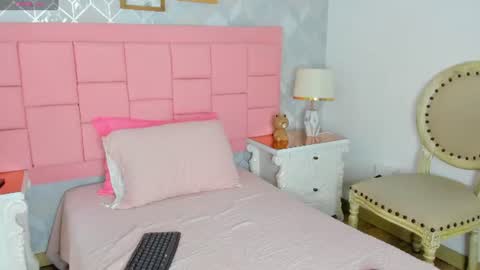 Snapshot of crazy_girl___ chatting on 07-21-26, 11:34 crazy_girl___ online show from 07-21-26, 11:34