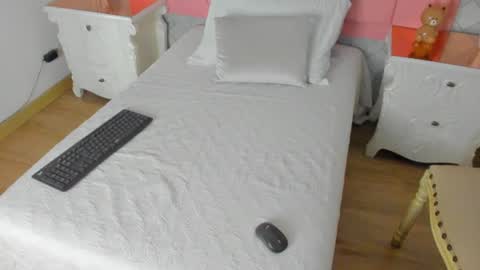 Snapshot of crazy_girl___ chatting on 07-23-26, 11:30 crazy_girl___ online show from 07-23-26, 11:30