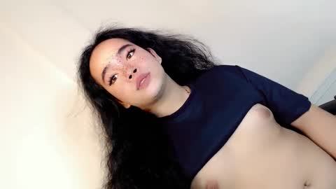 Snapshot of crazy_vixen chatting on 01-02-25, 08:17 Hot Ayisha online show from 01-02-25, 08:17