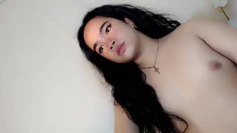 Snapshot of crazy_vixen chatting on 01-19-25, 08:41 Hot Ayisha online show from 01-19-25, 08:41