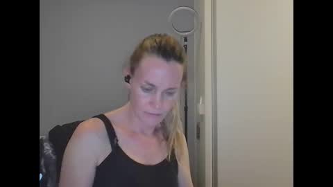 Anny online show from 12-05-25, 12:19