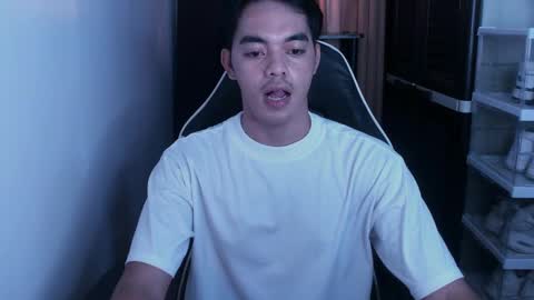 Snapshot of crazyasiancum chatting on 12-04-24, 07:28 Zion online show from 12-04-24, 07:28