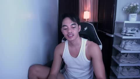 Snapshot of crazyasiancum chatting on 12-05-24, 01:58 Zion online show from 12-05-24, 01:58