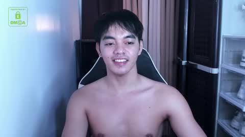 Snapshot of crazyasiancum chatting on 12-14-24, 04:42 Zion online show from 12-14-24, 04:42