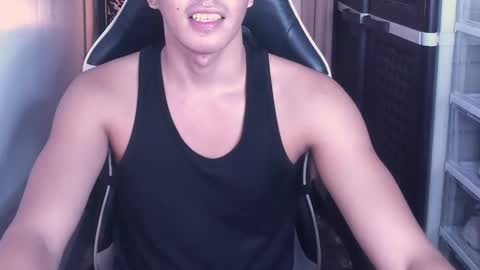 Snapshot of crazyasiancum chatting on 02-13-25, 12:00 Zion online show from 02-13-25, 12:00