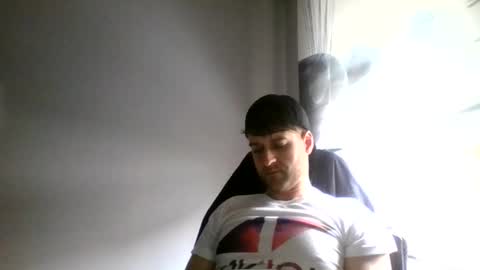 crazyboy44412345 online show from 06-06-26, 04:01