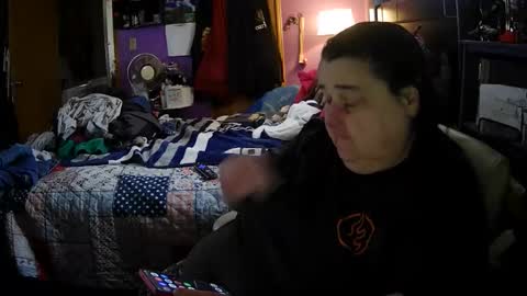 crazygirl802 online show from 04-11-26, 06:56