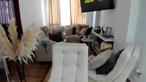 LAURA online show from 06-10-26, 12:15