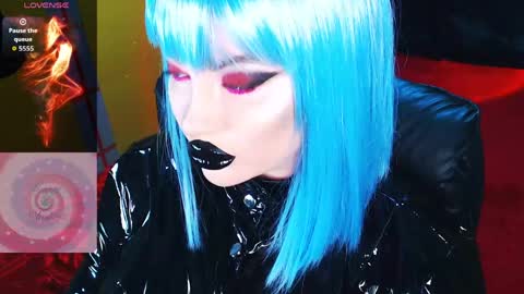 Roxy online show from 03-25-26, 02:34